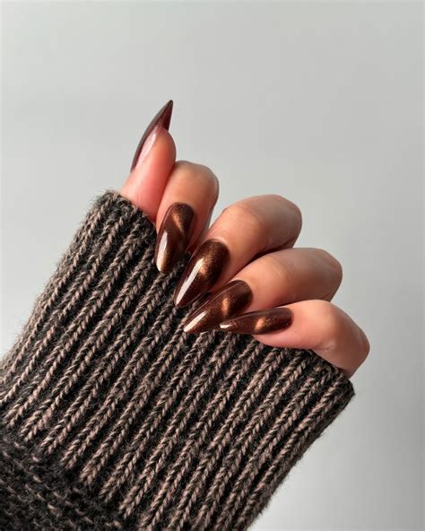 Fall Nails 2025: 25+ Fall Nail Designs We’re Low-Key Obsessed With