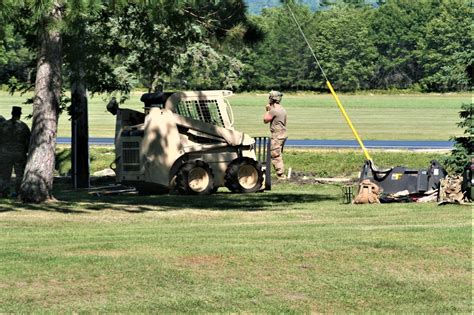 Army Reserve engineer unit training in CSTX 86-23-02 helps complete ...