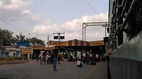 Bhiwandi Local Train 的图像结果