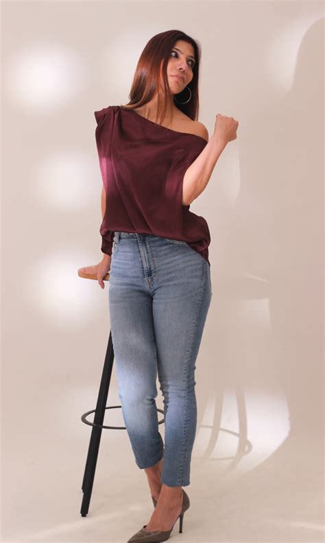 Wine One-Shoulder Top – FAIL.