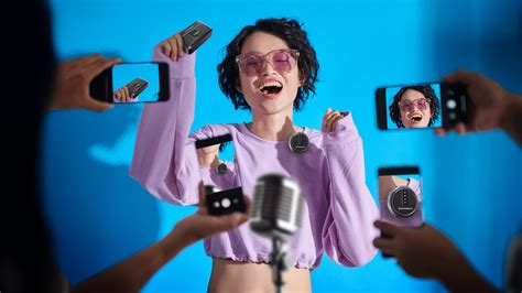 Lapel Mics vs Boom Mics vs Built-In Mics – Which One Should You Choose ...