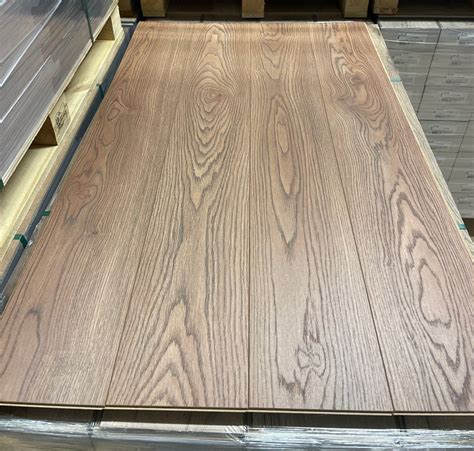 Loc-Floor Tanned Oak | Floor Depot