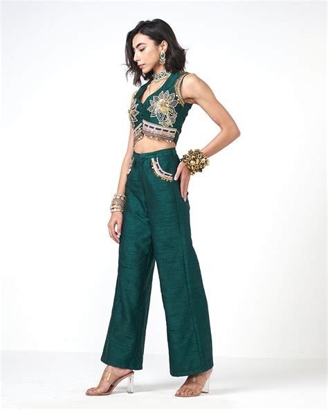 Dusk Doom set – Rishi and Vibhuti