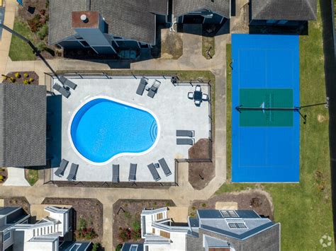 The Pointe at East River Place - 881 E River Place, Jackson, MS | Homes.com