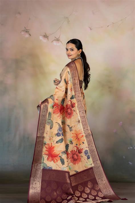 Buy Floral Print Sarees | Elegant flower printed sarees At Yuvani