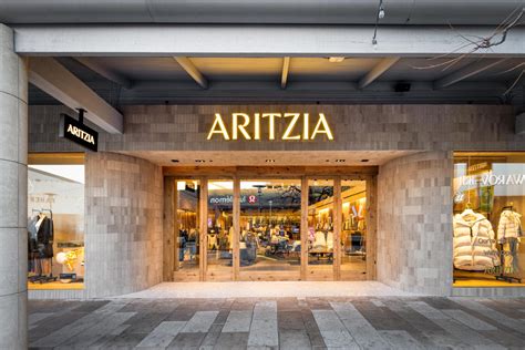 Aritzia | JRMCM
