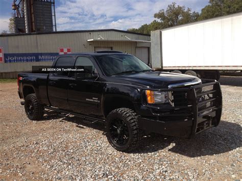 2008 Gmc Sierra 2500 Hd Slt Crew Cab Pickup 4 - Door 6. 6l Duramax 4x4 Lifted