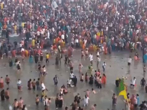 mahakumbh-travel-cost-flight-tickets-overcharge-boats-tents