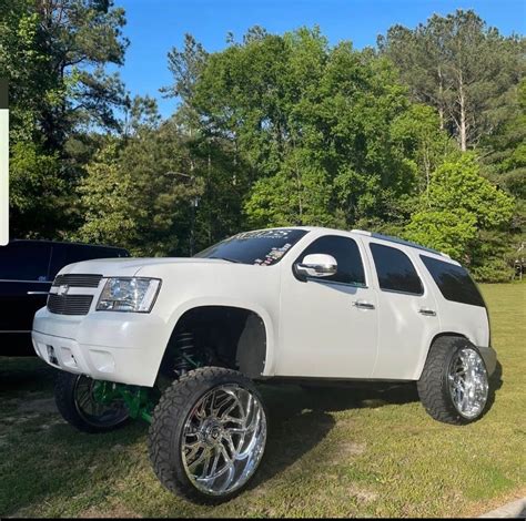 Squatted Chevy Tahoe: Official SUV of....? : r/regularcarreviews