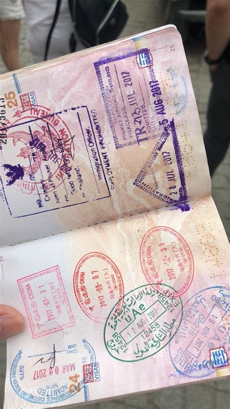 更换新护照后，旧护照上的美国签证还能使用吗？_其它签证问题_美国签证中心网站