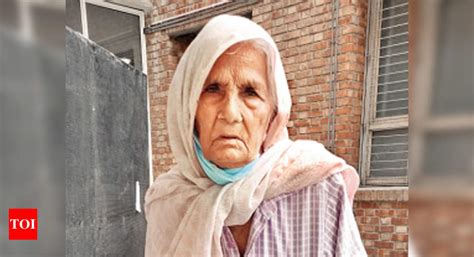 Noida: 95-year-old Covid patient tests negative, discharged | Noida ...