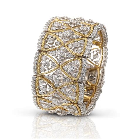 『珠宝』Buccellati 推出高级珠宝新作：彩色宝石、珠罗纱与手工拉丝 | iDaily Jewelry · 每日珠宝杂志