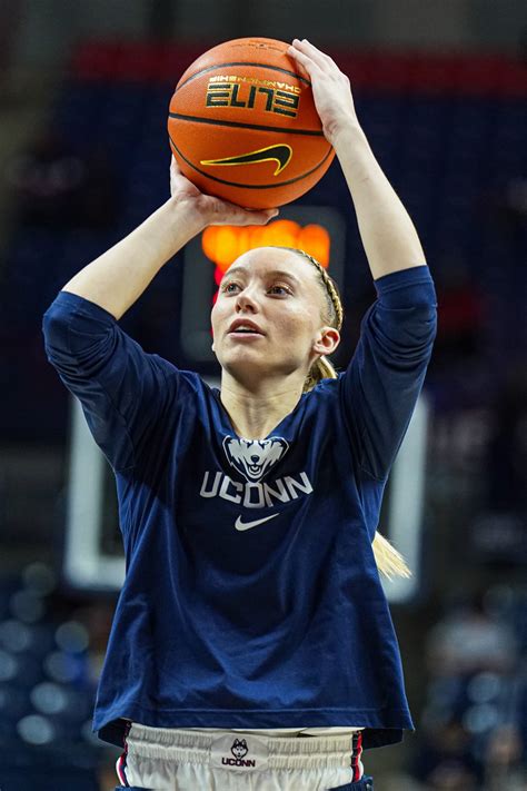 Paige Bueckers Climbs UConn's All-Time Scoring List