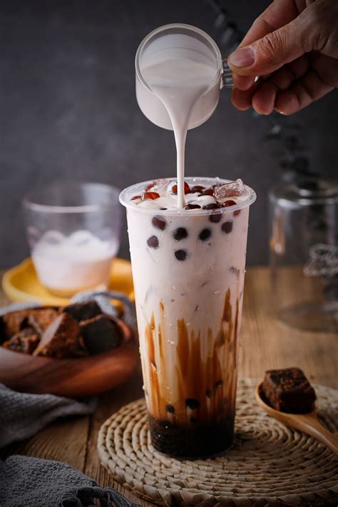 Bubble Tea Vs. Boba: Are They The Same Thing? - Tastylicious