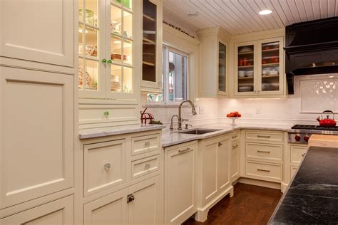 White Kitchen Cabinet Ideas 2024
