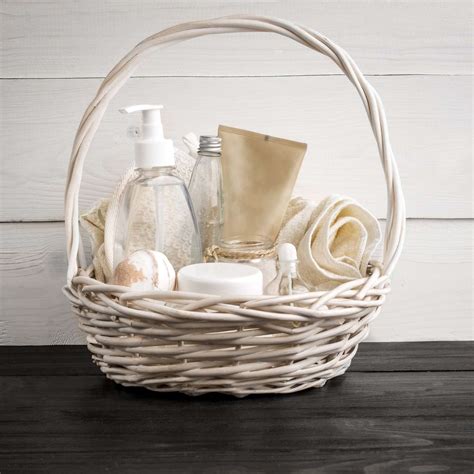 Wedding bathroom basket checklist 60 photos - Astyledwedding.com