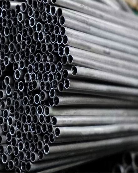 Alloy Steel Grade T11 Seamless Tubes Supplier in Mumbai, India