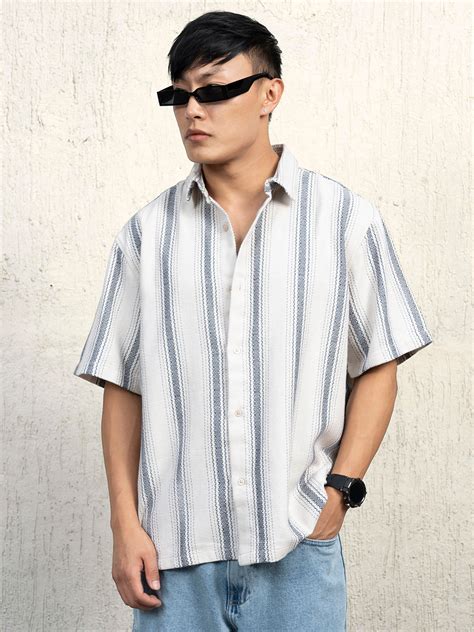 Hubberholme Men Standard Spread Collar Striped Cotton Oversized Casual ...