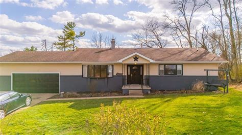 1033 Betty Zane Rd, Wheeling, WV 26003 | Homes.com