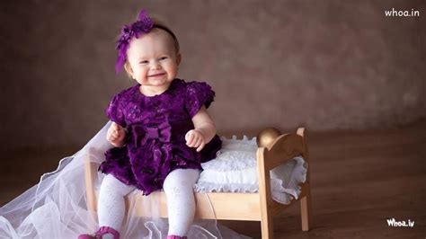 Latest Beautiful Cute-Baby-Girl-Kids-Wallpaper-Wallpaper