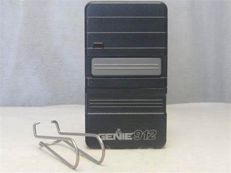 Overhead Door Legacy Programming Remote 的图像结果