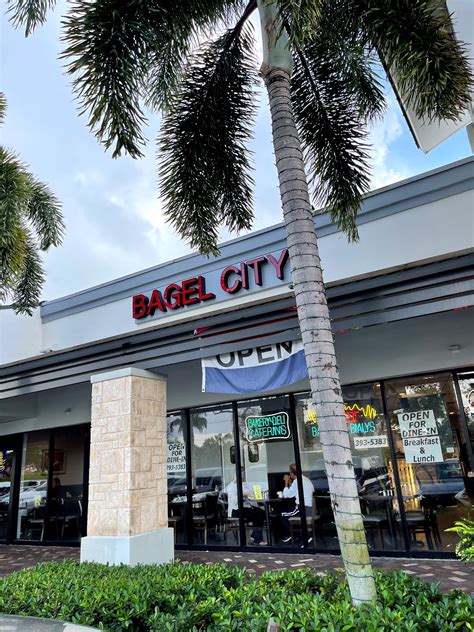 Village Pointe Shopping Center » Shopping mall in Boca Raton FL