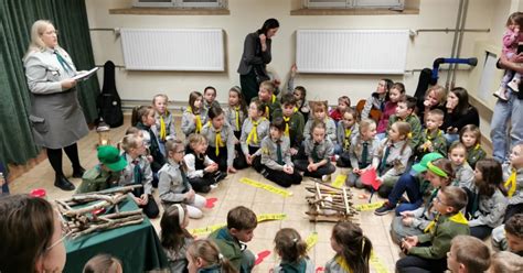 Zuchy i harcerze obchodzą swoje święto - Limanowa.in