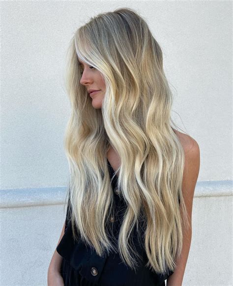 Natalie McKell on Instagram: "Lived in beachy blonde " | Blonde hair ...