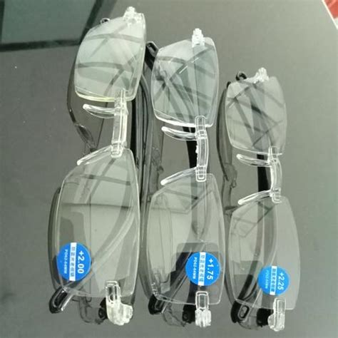 Jual Kacamata Baca Auto Focus Plus Anti Radiasi +2.00 - Kacamata Baca ...