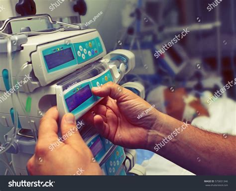 Emergency Room Technicians: Over 1,426 Royalty-Free Licensable Stock Photos | Shutterstock