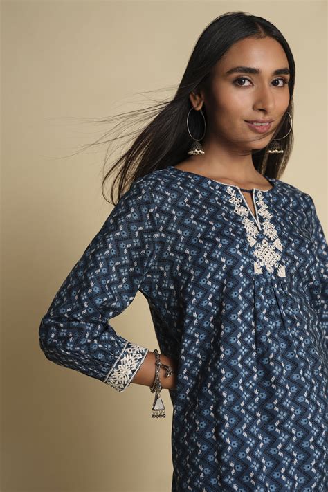 Buy Jheel Top Online for Women from Globaldesi S25H101TP_INDIGO