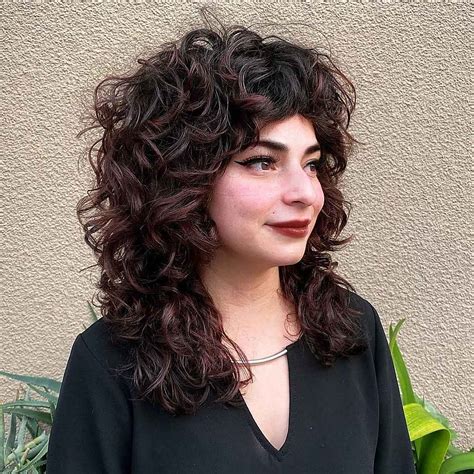 32 Stunning Curly Shag Haircuts for Trendy, Curly-Haired Girls