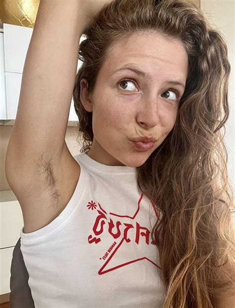 hairy armpits hugh pregnant belle hottest body ever