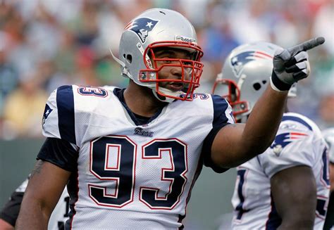 Patriots great Richard Seymour makes Pro Football Hall of Fame
