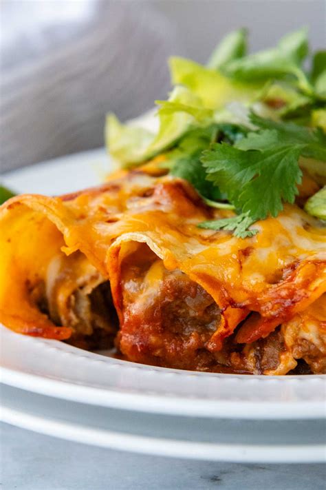 Cheesy Gluten-Free Beef and Bean Enchiladas - Easy Casserole