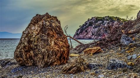 Download wallpaper 3840x2160 beach, pebble, rock, hdr 4k uhd 16:9 hd ...