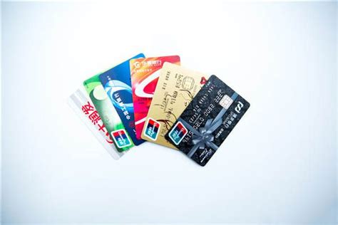 信用卡有效期是几年 不同银行规定有差异_织梦财经