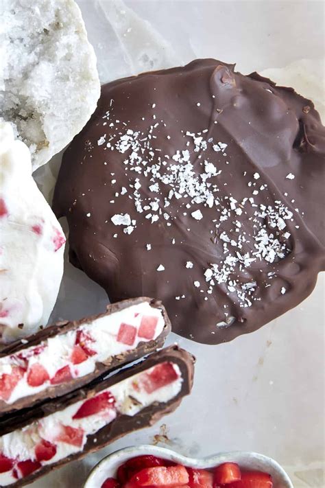 Chocolate strawberry yogurt clusters – Artofit