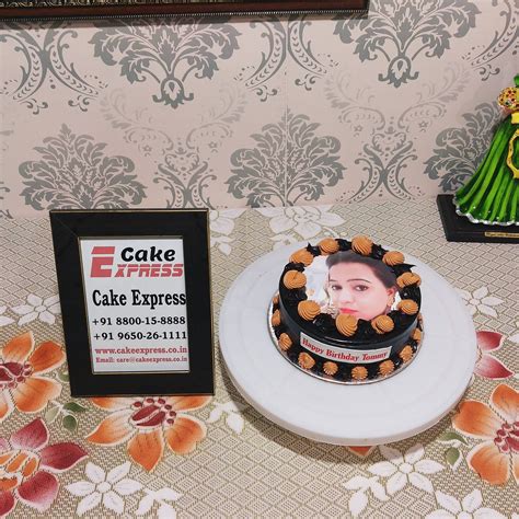 Round Chocolate Truffle Photo Cake Delivery in Delhi NCR - ₹1,249.00 ...