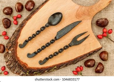 Informal Table Place Setting 的图像结果