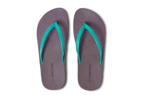 Dali Flippy Brown Sole Green Strap - Moo Chuu India