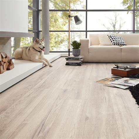 12mm Robusto Pettersson Oak Beige - Laminate Flooring - Tile Store N ...