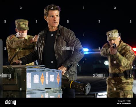 Original Film Title: JACK REACHER: NEVER GO BACK. English Title: JACK ...