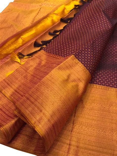 Shop the exquisite Maroon Kanjeevaram Handloom Pure Silk Saree