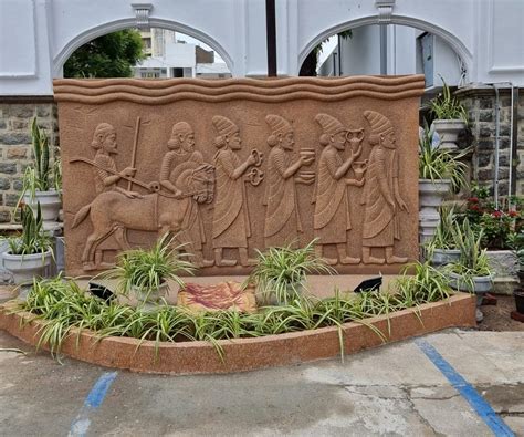 Zoroastrian faith shines brightest during Muktad