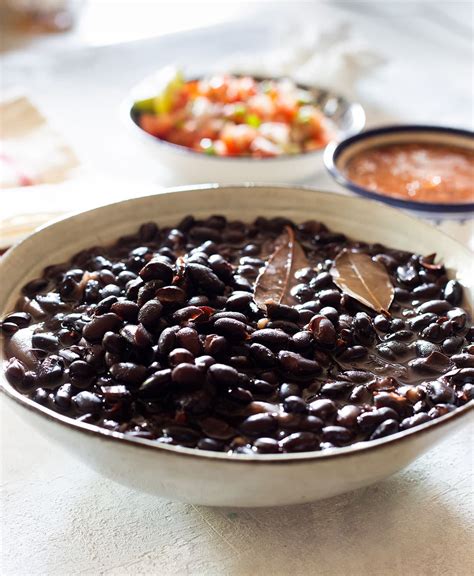 Authentic Mexican Black Beans Recipe (frijoles negros)