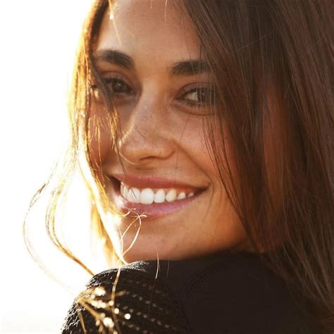 Lionel Messi's Wife Antonella Roccuzzo Looks Hot in Bikini