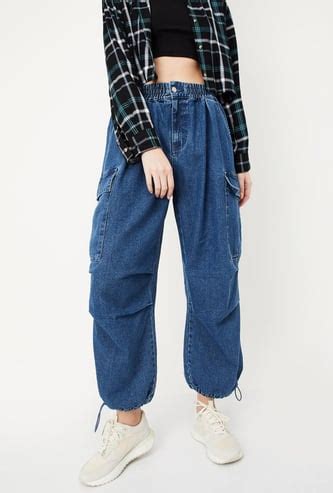 Buy Bottom Wear for Women Online in India | Max Fashion