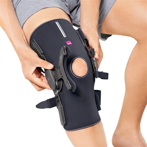 Knee Brace for Patellofemoral Pain Syndrome – Dunn Medical