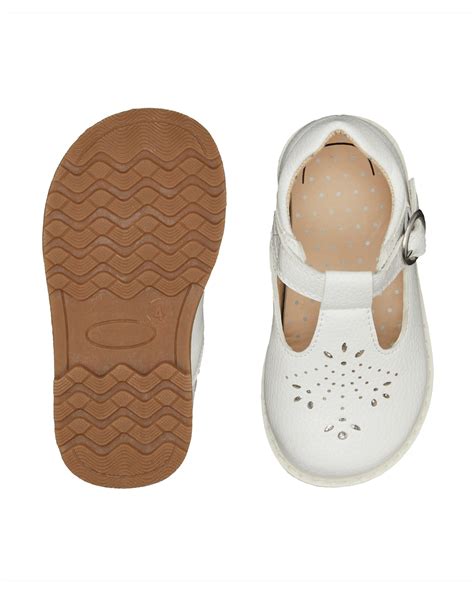Buy Girls Cut -Out First Walker Shoes - White Online at Best Price ...